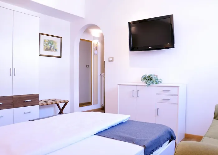 Hotel Karin