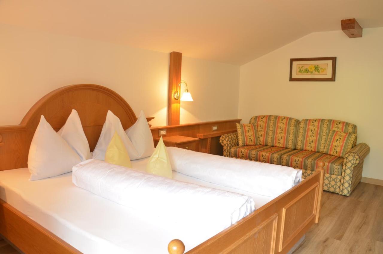 Hotel Karin 3*