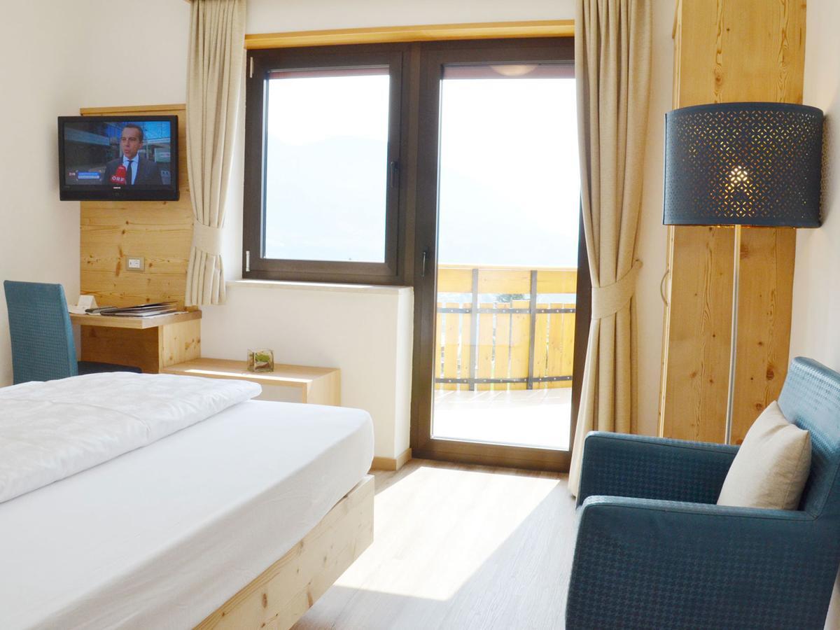 Hotel Karin 3*