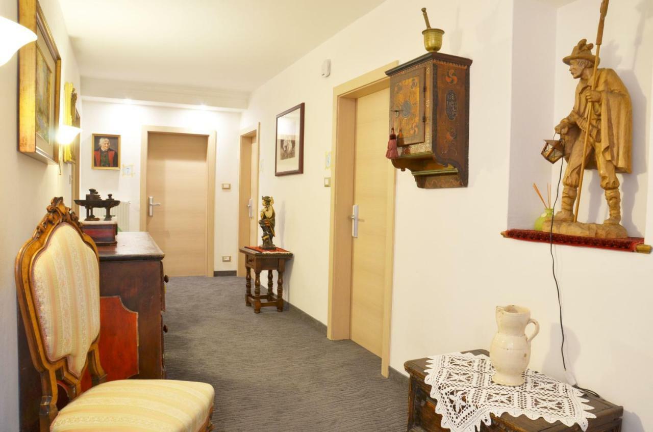 Karin Hotel Dorf Tirol